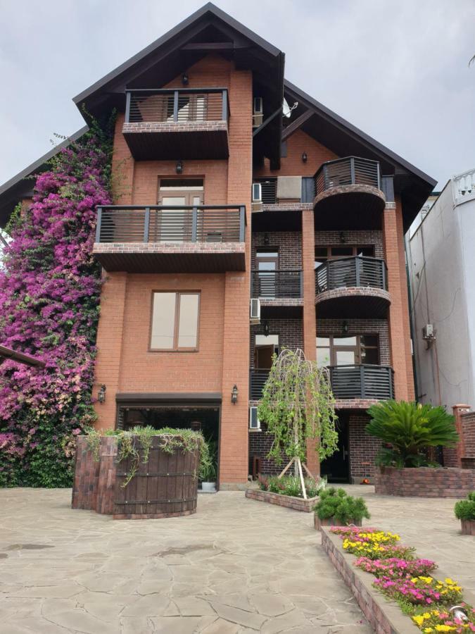 Guest House Belweder Gagra Extérieur photo